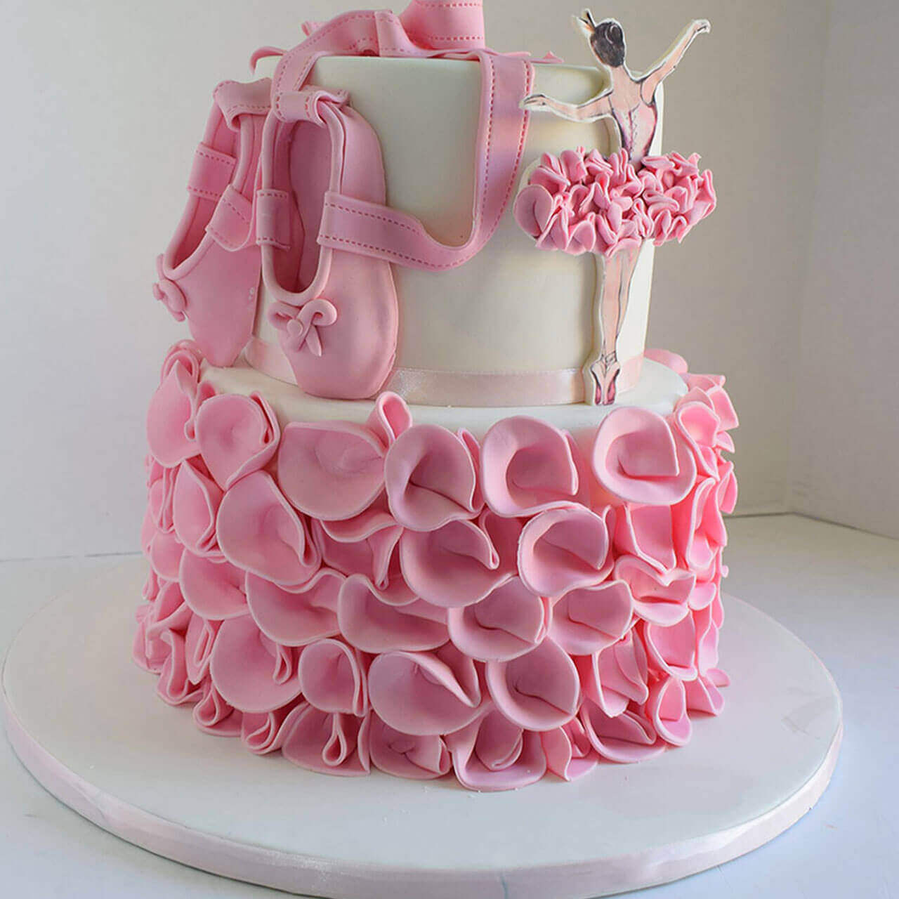 Get the perfect cake board to show off your creations!